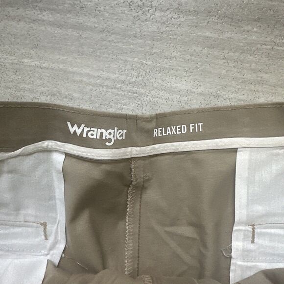 Wrangler Men's Khaki Casual Pleated Front Western Long Pants Loop Waist 38x34 - Picture 3 of 5